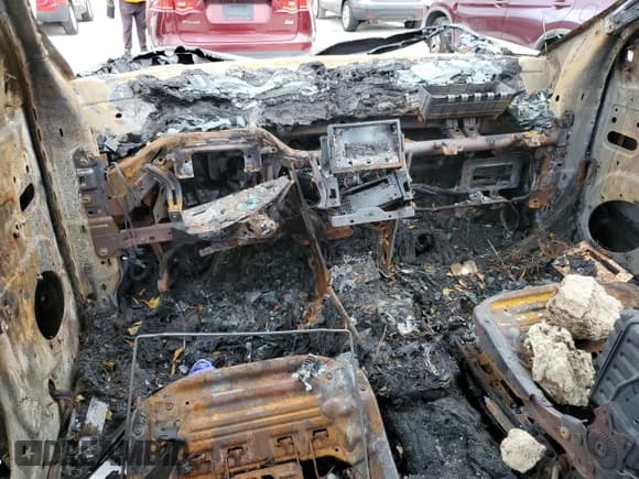 ✅ 2012 Ford Explorer Limited • VIN: 1FMHK7F8XCGA42945 • Лот: 84232435. Опубликован ранее на Copart с пробегом Не указан. Бесплатный доступ к архиву аукционных продаж из США и подробный отчёт об истории автомобиля на DreamBid. Изображение 8.