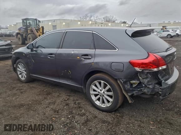 ✅ 2009 Toyota Venza • VIN: 4T3BE11A79U009262 • Lot: 95492825. Listed on Copart with 158,130 mi. Free auction sales archive from the USA and detailed vehicle history report at DreamBid. Image 2.