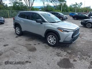 ✅ 2025 Toyota Corolla Cross L • VIN: 7MUAAAAG1SV122181 • Lot: 43226431. Listed on IAAI with 5,179 mi. Free auction sales archive from the USA and detailed vehicle history report at DreamBid. Image 1.