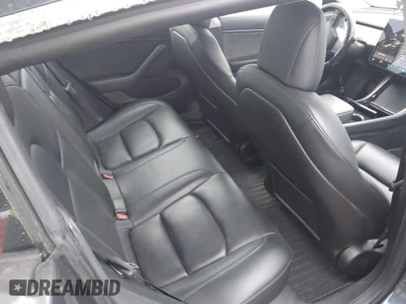 ✅ 2020 Tesla Model 3 Long Range • VIN: 5YJ3E1EBXLF770064 • Lot: 41424909. Wystawiony na IAAI z przebiegiem 96 972 mil. Bezpłatny archiwum sprzedaży aukcyjnych z USA i szczegółowy raport historii pojazdu na DreamBid. Zdjęcie 8.