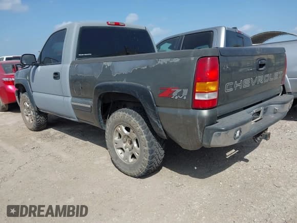 ✅ 2000 Chevrolet Silverado 1500 • VIN: 1GCEK14V3YZ229677 • Lot: 42687797. Listed on IAAI with 211,469 mi. Free auction sales archive from the USA and detailed vehicle history report at DreamBid. Image 3.