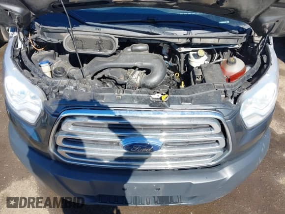 ✅ 2017 Ford Transit XL • VIN: 1FBZX2ZM0HKB13343 • Lot: 41564409. Wystawiony na IAAI z przebiegiem 416 916 mil. Bezpłatny archiwum sprzedaży aukcyjnych z USA i szczegółowy raport historii pojazdu na DreamBid. Zdjęcie 10.