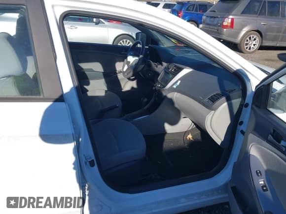 2016 Hyundai Accent SE с VIN KMHCT4AE6GU122141, выставлен на аукционе IAAI как лот 43591772 с пробегом 44 535 миль миль и . История ставок и продаж доступна на DreamBid. Изображение 5.