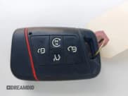 ✅ 2019 Volkswagen Atlas SE • VIN: 1V2WR2CA0KC503124 • Lot: 42737901. Wystawiony na IAAI z przebiegiem 90 270 mil. Bezpłatny archiwum sprzedaży aukcyjnych z USA i szczegółowy raport historii pojazdu na DreamBid. Zdjęcie 11.