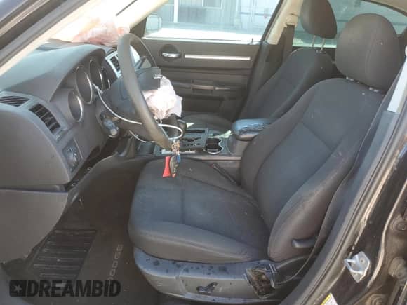 2008 Dodge Charger с VIN 2B3KA43G48H305502, выставлен на аукционе Copart как лот 72280514 с пробегом 244 121 миль миль и Чистый • Clean title. История ставок и продаж доступна на DreamBid. Изображение 7.