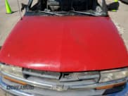 ✅ 2000 Chevrolet S-10 LS • VIN: 1GCCS1946YK188669 • Lot: 77562944. Wystawiony na Copart z przebiegiem Nie podano. Bezpłatny archiwum sprzedaży aukcyjnych z USA i szczegółowy raport historii pojazdu na DreamBid. Zdjęcie 12.