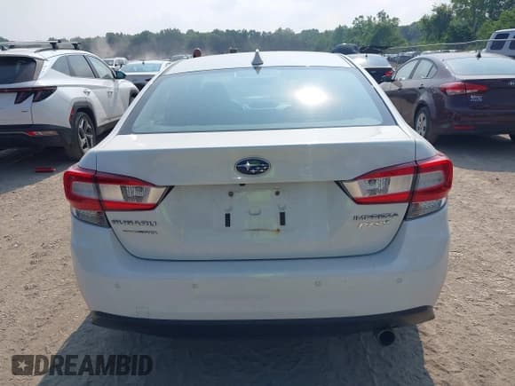 ✅ 2017 Subaru Impreza Limited • VIN: 4S3GKAU61H3621559 • Lot: 42696004. Listed on IAAI with 111,461 mi. Free auction sales archive from the USA and detailed vehicle history report at DreamBid. Image 17.