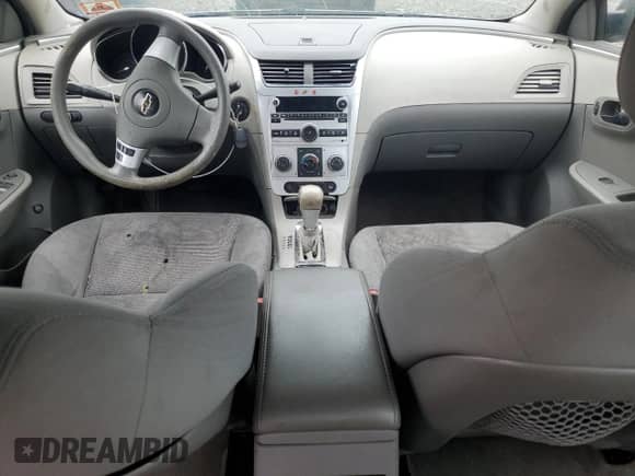 2011 Chevrolet Malibu 1LS с VIN 1G1ZB5E18BF188324, выставлен на аукционе Copart как лот 59857475 с пробегом 126 842 миль миль и Списание • Salvage title. История ставок и продаж доступна на DreamBid. Изображение 8.