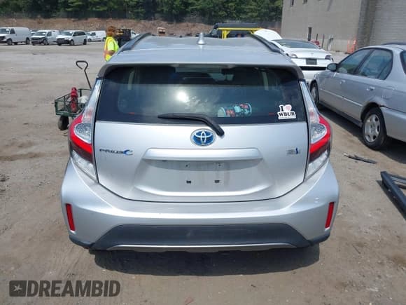 ✅ 2019 Toyota Prius L • VIN: JTDKDTB31K1625414 • Lot: 42805313. Listed on IAAI with 58,697 mi. Free auction sales archive from the USA and detailed vehicle history report at DreamBid. Image 16.
