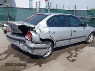 ✅ 2005 Hyundai Elantra GLS • VIN: KMHDN46D45U028030 • Lot: 42071399. Wystawiony na IAAI z przebiegiem 111 048 mil. Bezpłatny archiwum sprzedaży aukcyjnych z USA i szczegółowy raport historii pojazdu na DreamBid. Zdjęcie 6.