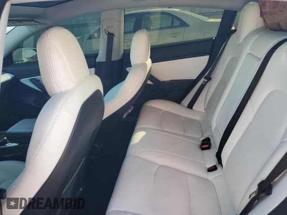 ✅ 2020 Tesla Model 3 Standard Range Plus • VIN: 5YJ3E1EA4LF746138 • Лот: 85340535. Опубликован ранее на Copart с пробегом Не указан. Бесплатный доступ к архиву аукционных продаж из США и подробный отчёт об истории автомобиля на DreamBid. Изображение 10.