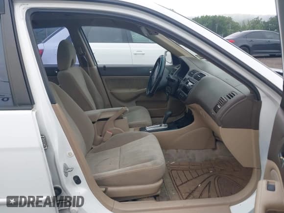 ✅ 2005 Honda Civic EX • VIN: 1HGES26755L007663 • Lot: 42536083. Listed on IAAI with 226,715 mi. Free auction sales archive from the USA and detailed vehicle history report at DreamBid. Image 5.