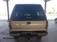 ✅ 2006 Chevrolet Silverado 2500HD LT1 • VIN: 1GCHK23U06F103383 • Лот: 43121005. Опубликован ранее на IAAI с пробегом 302 231 миль. Бесплатный доступ к архиву аукционных продаж из США и подробный отчёт об истории автомобиля на DreamBid. Изображение 16.