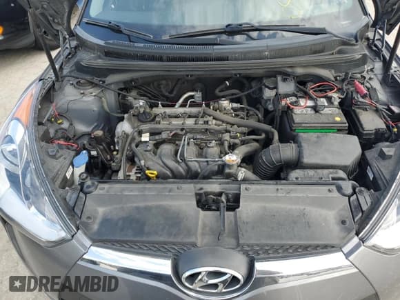 ✅ 2015 Hyundai Veloster • VIN: KMHTC6AD8FU229709 • Lot: 68139724. Wystawiony na Copart z przebiegiem 105 765 mil. Bezpłatny archiwum sprzedaży aukcyjnych z USA i szczegółowy raport historii pojazdu na DreamBid. Zdjęcie 11.