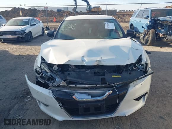 ✅ 2016 Nissan Maxima SL • VIN: 1N4AA6AP2GC437187 • Lot: 41776458. Wystawiony na IAAI z przebiegiem 72 990 mil. Bezpłatny archiwum sprzedaży aukcyjnych z USA i szczegółowy raport historii pojazdu na DreamBid. Zdjęcie 12.