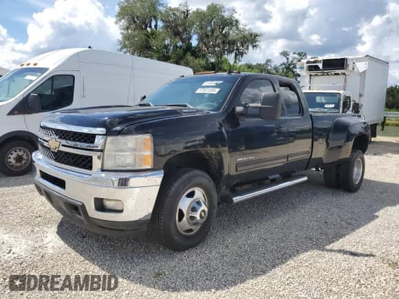 2011 Chevrolet Silverado 3500HD DRW LTZ с VIN 1GC5K1C84BZ222806, выставлен на аукционе Copart как лот 67851695 с пробегом 213 389 миль миль и Списание • Salvage title. История ставок и продаж доступна на DreamBid. Изображение 2.