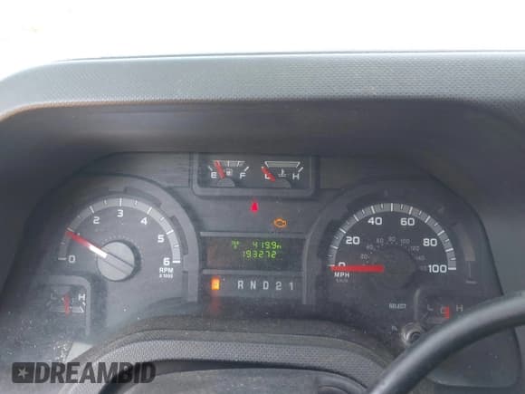 ✅ 2012 Ford Econoline Cargo Recreational • VIN: 1FTNE2EW2CDB00498 • Lot: 42942224. Wystawiony na IAAI z przebiegiem 193 272 mil. Bezpłatny archiwum sprzedaży aukcyjnych z USA i szczegółowy raport historii pojazdu na DreamBid. Zdjęcie 7.