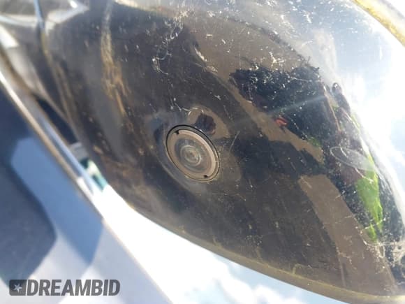 ✅ 2017 Hyundai Santa Fe Limited Ultimate • VIN: KM8SR4HF1HU171810 • Лот: 43640271. Опубликован ранее на IAAI с пробегом 148 160 миль. Бесплатный доступ к архиву аукционных продаж из США и подробный отчёт об истории автомобиля на DreamBid. Изображение 19.