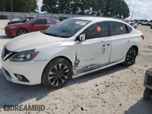 ✅ 2017 Nissan Sentra SR • VIN: 3N1AB7AP8HY206612 • Лот: 71869015. Опубликован ранее на Copart с пробегом Не указан. Бесплатный доступ к архиву аукционных продаж из США и подробный отчёт об истории автомобиля на DreamBid. Изображение 1.