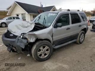 ✅ 2005 Ford Escape XLT • VIN: 1FMYU03175KE32913 • Lot: 90811865. Listed on Copart with Not provided. Free auction sales archive from the USA and detailed vehicle history report at DreamBid. Image 1.