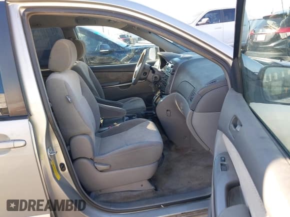 ✅ 2007 Toyota Sienna CE • VIN: 5TDZK23C47S008287 • Lot: 43566758. Listed on IAAI with 257,589 mi. Free auction sales archive from the USA and detailed vehicle history report at DreamBid. Image 5.