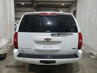 2011 Chevrolet Suburban LT z VIN 1GNSKJE39BR123698, wystawiony jako Copart lot #86777385 z przebiegiem 223 409 mil mil oraz Czysty tytuł • Clean title. Historia ofert i sprzedaży dostępna na DreamBid. Obrazek 6.