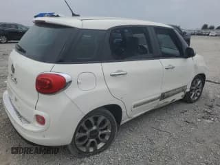 ✅ 2014 FIAT 500L Lounge • VIN: ZFBCFACH3EZ002687 • Lot: 71222884. Listed on Copart with 230,545 mi. Free auction sales archive from the USA and detailed vehicle history report at DreamBid. Image 3.