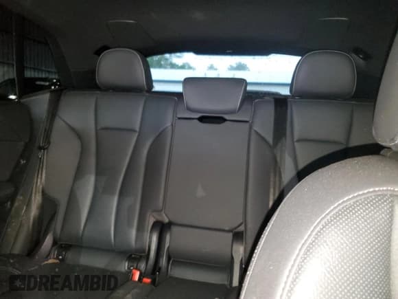 ✅ 2022 Audi Q8 Prestige • VIN: WA1FVBF13ND004495 • Lot: 57513304. Listed on Copart with 32,880 mi. Free auction sales archive from the USA and detailed vehicle history report at DreamBid. Image 10.