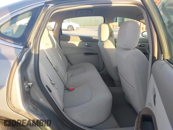 ✅ 2008 Buick LaCrosse CX • VIN: 2G4WC582081140159 • Lot: 41094761. Listed on IAAI with 79,125 mi. Free auction sales archive from the USA and detailed vehicle history report at DreamBid. Image 8.