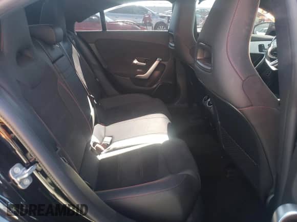 2024 Mercedes-Benz CLA 250 с VIN W1K5J4GB2RN443550, выставлен на аукционе Copart как лот 50379505 с пробегом 8 907 миль миль и Списание • Salvage title. История ставок и продаж доступна на DreamBid. Изображение 11.