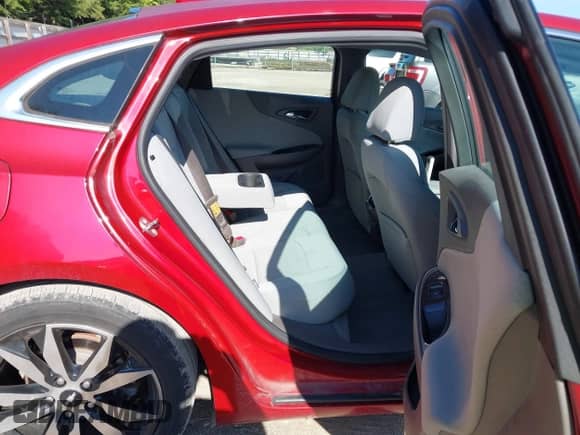 2016 Chevrolet Malibu LT with VIN 1G1ZF5SX8GF311799, listed as a IAAI auction lot 42698597 with 142,942 mi miles and . Bid and sale history available at DreamBid. Image 8.