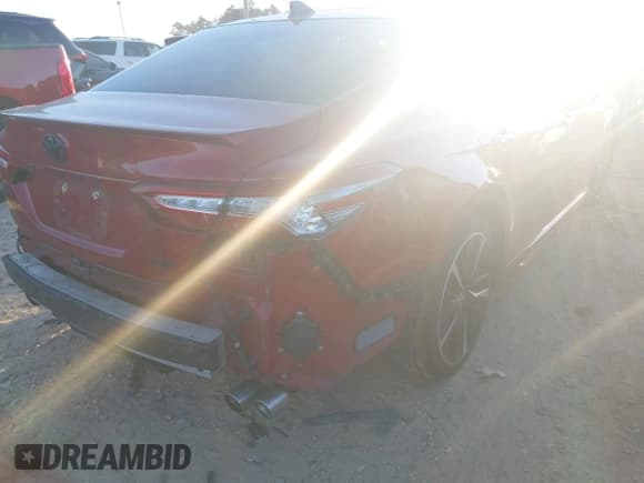 ✅ 2019 Toyota Camry XSE • VIN: 4T1BZ1HK7KU025219 • Lot: 43624847. Listed on IAAI with 116,366 mi. Free auction sales archive from the USA and detailed vehicle history report at DreamBid. Image 18.