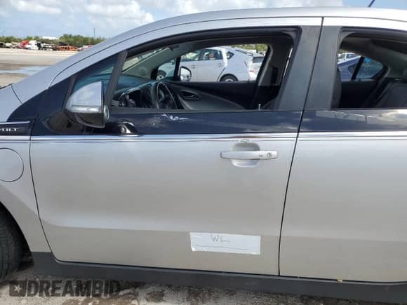 2015 Chevrolet Volt with VIN 1G1RB6E43FU136407, listed as a Copart auction lot 59897824 with 80,100 mi miles and Non repairable. Bid and sale history available at DreamBid. Image 12.