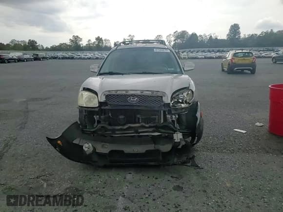 ✅ 2004 Hyundai Santa Fe GLS • VIN: KM8SC73D24U770606 • Lot: 81580075. Listed on Copart with 199,227 mi. Free auction sales archive from the USA and detailed vehicle history report at DreamBid. Image 14.