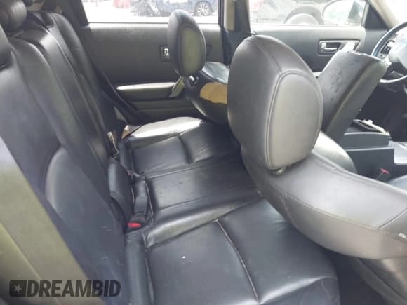 ✅ 2008 Infiniti FX • VIN: JNRAS08U28X103557 • Lot: 42633265. Wystawiony na IAAI z przebiegiem 247 996 mil. Bezpłatny archiwum sprzedaży aukcyjnych z USA i szczegółowy raport historii pojazdu na DreamBid. Zdjęcie 8.