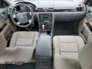 ✅ 2008 Mercury Sable • VIN: 1MEHM40WX8G625509 • Lot: 56169125. Wystawiony na Copart z przebiegiem 67 412 mil. Bezpłatny archiwum sprzedaży aukcyjnych z USA i szczegółowy raport historii pojazdu na DreamBid. Zdjęcie 8.