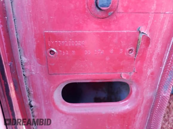 ✅ 1960 Ford Thunderbird • VIN: 0Y73Y100324 • Лот: 87233584. Опубликован ранее на Copart с пробегом 15 301 миль. Бесплатный доступ к архиву аукционных продаж из США и подробный отчёт об истории автомобиля на DreamBid. Изображение 12.