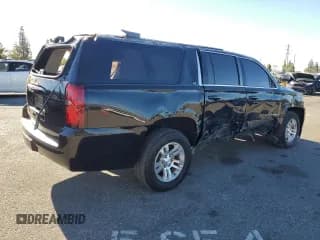 ✅ 2017 Chevrolet Suburban LT • VIN: 1GNSCHKC2HR151121 • Lot: 80391254. Wystawiony na Copart z przebiegiem 113 449 mil. Bezpłatny archiwum sprzedaży aukcyjnych z USA i szczegółowy raport historii pojazdu na DreamBid. Zdjęcie 3.