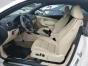 ✅ 2013 Volkswagen Eos Komfort • VIN: WVWBW8AH0DV002737 • Lot: 75058524. Wystawiony na Copart z przebiegiem Nie podano. Bezpłatny archiwum sprzedaży aukcyjnych z USA i szczegółowy raport historii pojazdu na DreamBid. Zdjęcie 7.