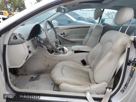 ✅ 2003 Mercedes-Benz CLK 500 • VIN: WDBTJ75J13F041726 • Лот: 53524515. Опубликован ранее на Copart с пробегом 42 233 миль. Бесплатный доступ к архиву аукционных продаж из США и подробный отчёт об истории автомобиля на DreamBid. Изображение 7.