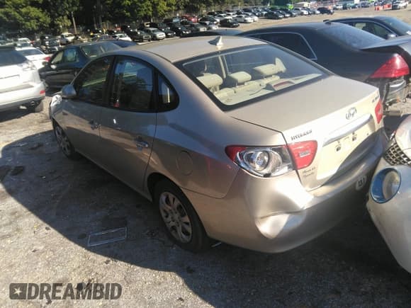 ✅ 2010 Hyundai Elantra GLS • VIN: KMHDU4AD0AU860212 • Лот: 36419782. Опубликован ранее на IAAI с пробегом Не указан. Бесплатный доступ к архиву аукционных продаж из США и подробный отчёт об истории автомобиля на DreamBid. Изображение 3.