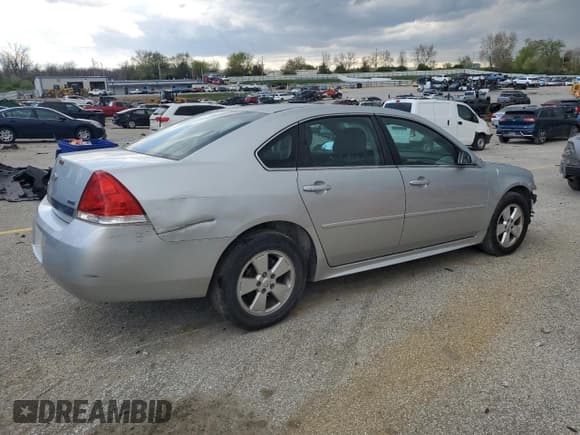 ✅ 2011 Chevrolet Impala LT Fleet • VIN: 2G1WG5EK6B1238724 • Lot: 52582975. Listed on Copart with 172,352 mi. Free auction sales archive from the USA and detailed vehicle history report at DreamBid. Image 3.