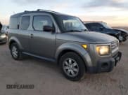 ✅ 2007 Honda Element EX • VIN: 5J6YH28757L007375 • Лот: 91051695. Опубликован ранее на Copart с пробегом 211 859 миль. Бесплатный доступ к архиву аукционных продаж из США и подробный отчёт об истории автомобиля на DreamBid. Изображение 4.