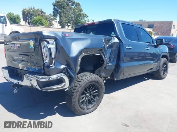 ✅ 2022 GMC Sierra 1500 SLT • VIN: 1GTU9DELONZ219903 • Lot: 40140320. Listed on IAAI with 57,019 mi. Free auction sales archive from the USA and detailed vehicle history report at DreamBid. Image 4.