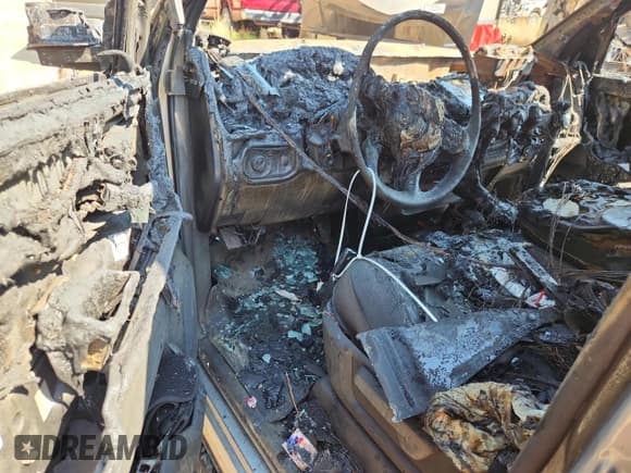 ✅ 2021 Ram 2500 Tradesman • VIN: 3C6UR5CJXMG692835 • Lot: 71688225. Wystawiony na Copart z przebiegiem Nie podano. Bezpłatny archiwum sprzedaży aukcyjnych z USA i szczegółowy raport historii pojazdu na DreamBid. Zdjęcie 8.