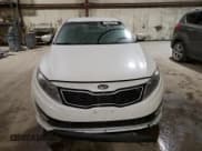 ✅ 2013 Kia Optima EX • VIN: KNAGM4AD7D5055630 • Лот: 86297994. Опубликован ранее на Copart с пробегом 155 759 миль. Бесплатный доступ к архиву аукционных продаж из США и подробный отчёт об истории автомобиля на DreamBid. Изображение 5.