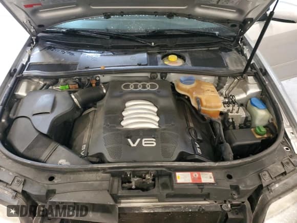 ✅ 2000 Audi A6 • VIN: WAULH54B7YN131680 • Лот: 67669504. Опубликован ранее на Copart с пробегом 61 316 миль. Бесплатный доступ к архиву аукционных продаж из США и подробный отчёт об истории автомобиля на DreamBid. Изображение 12.