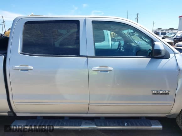 ✅ 2015 Chevrolet Silverado 1500 LT • VIN: 3GCPCREC4FG512412 • Лот: 43316614. Опубликован ранее на IAAI с пробегом 138 174 миль. Бесплатный доступ к архиву аукционных продаж из США и подробный отчёт об истории автомобиля на DreamBid. Изображение 13.