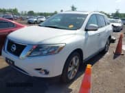 ✅ 2014 Nissan Pathfinder Platinum • VIN: 5N1AR2MM8EC609602 • Lot: 42576446. Listed on IAAI with 171,989 mi. Free auction sales archive from the USA and detailed vehicle history report at DreamBid. Image 2.