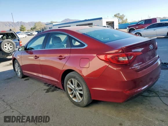 ✅ 2015 Hyundai Sonata SE • VIN: 5NPE24AF0FH022974 • Лот: 90953475. Опубликован ранее на Copart с пробегом 133 756 миль. Бесплатный доступ к архиву аукционных продаж из США и подробный отчёт об истории автомобиля на DreamBid. Изображение 2.